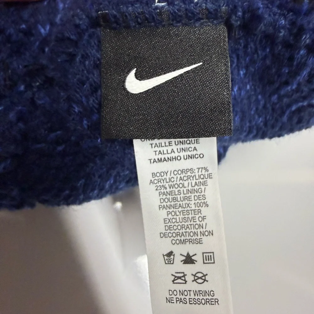 Nike Kids Pom Pom Beanie Hat - Deep Blue